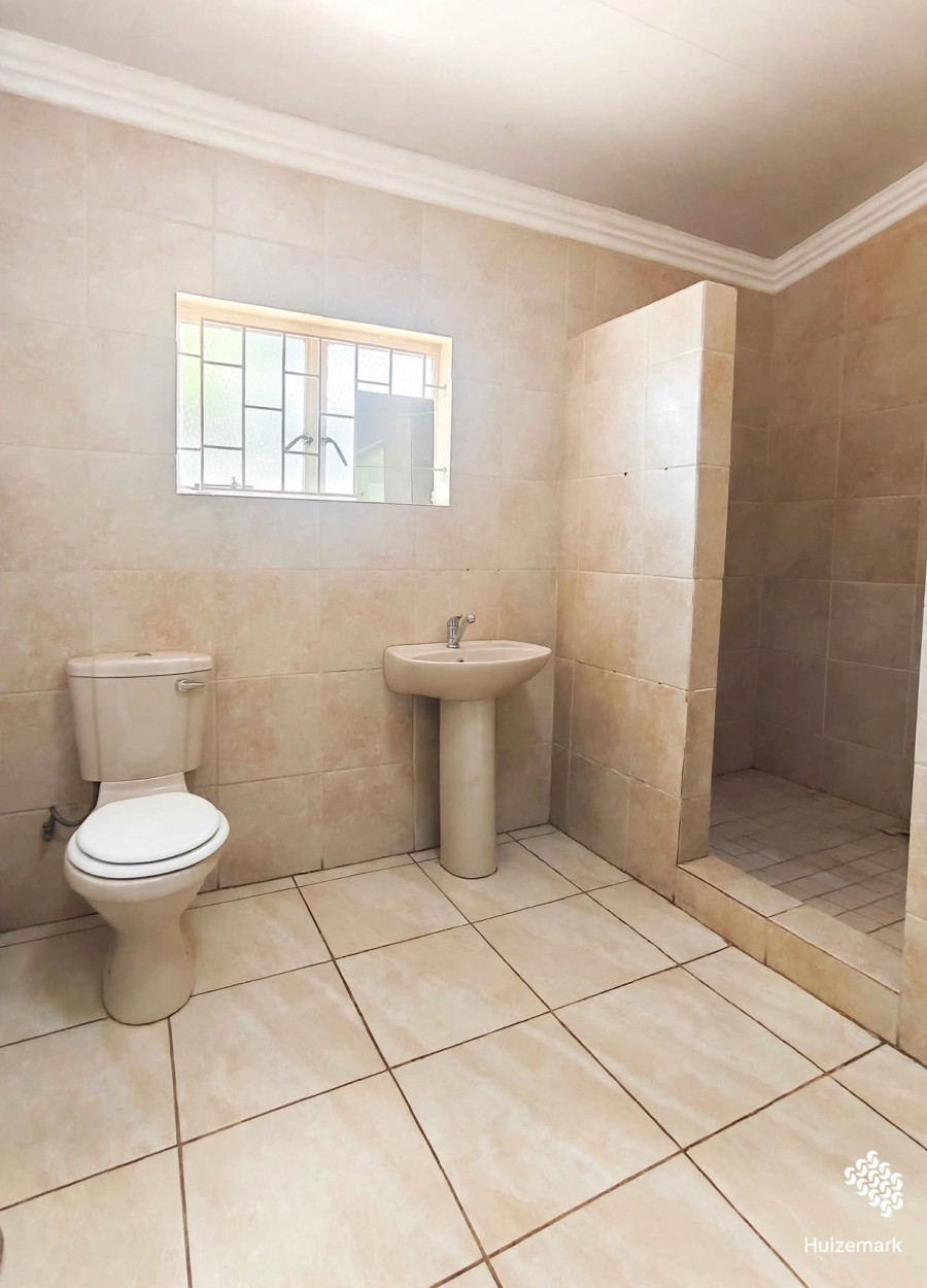 5 Bedroom Property for Sale in Sasolburg Ext 15 Free State